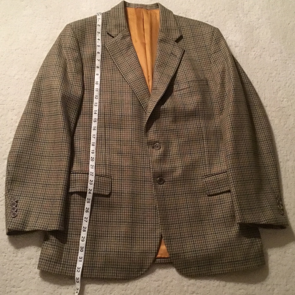 Bespoke Holland and Sherry, Savile Row, Houndstooth Wool Sport Coat - Picture 9 of 16